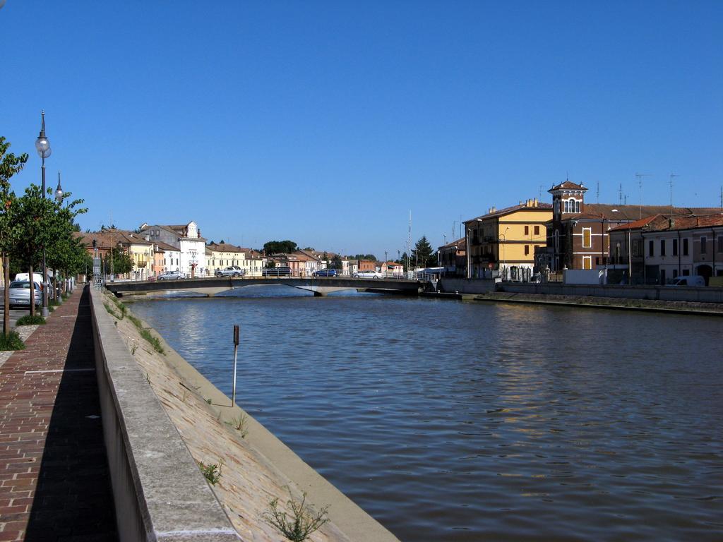 Palazzo Spada - Attico Con Terrazza Vista Fiume In Centro โคดิโกโร ภายนอก รูปภาพ