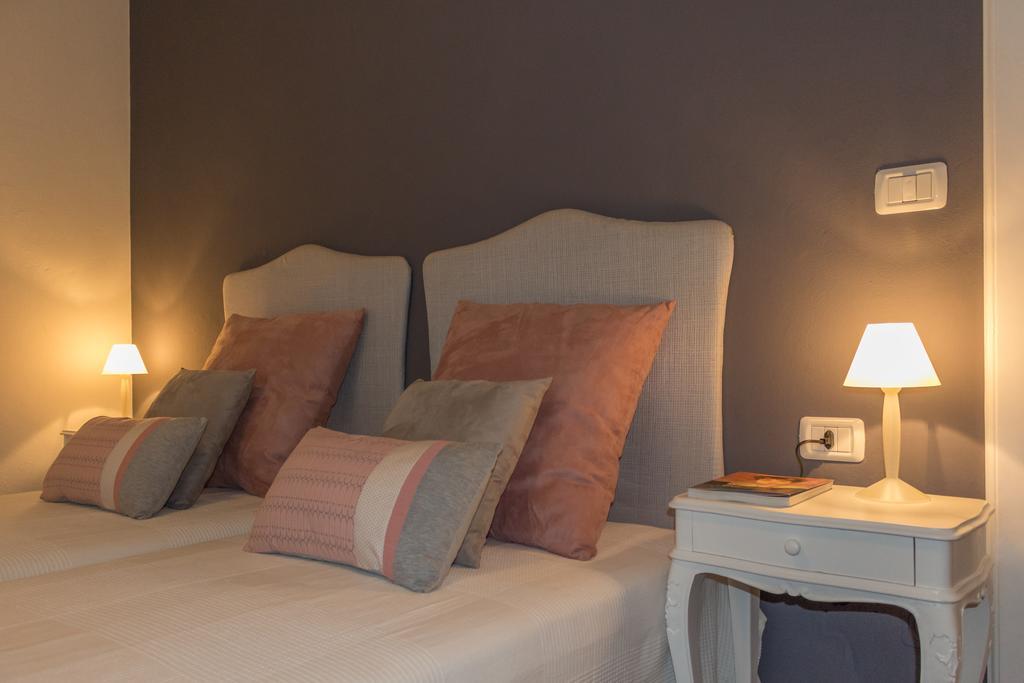 Palazzo Spada - Attico Con Terrazza Vista Fiume In Centro โคดิโกโร ภายนอก รูปภาพ