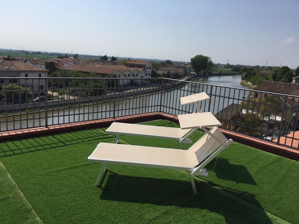 Palazzo Spada - Attico Con Terrazza Vista Fiume In Centro โคดิโกโร ภายนอก รูปภาพ
