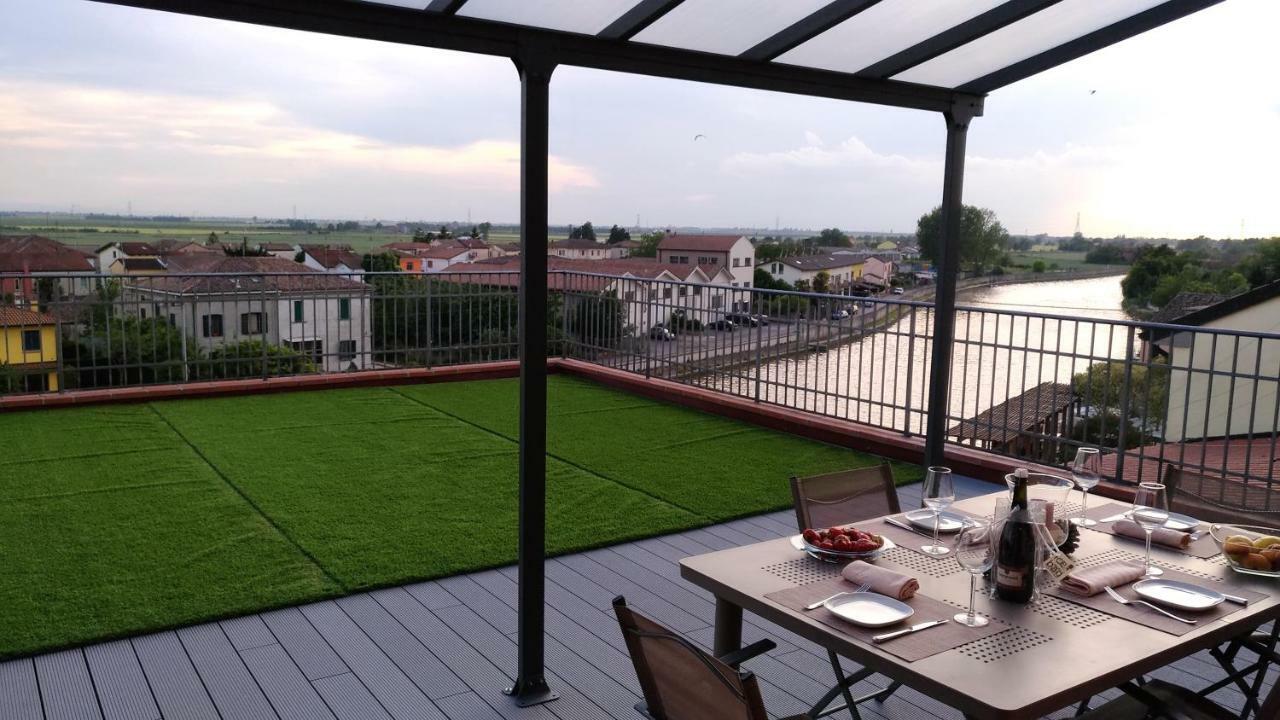 Palazzo Spada - Attico Con Terrazza Vista Fiume In Centro โคดิโกโร ภายนอก รูปภาพ